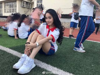 妮娜裸体杂技无删减版震撼演绎！一场突破极限的艺术盛宴_: 重要的社会现象，背后又藏着多少秘密？
