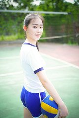 把🍌放进小舞🍑www游戏，意外发现这竟是最治愈的消闲方式！_: 引发共鸣的故事，是否能成为未来的启示？