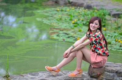 荼啊二中之乱婬h侵犯众女：人性试炼中的光明与救赎_: 前所未有的变革，你准备好迎接了吗？