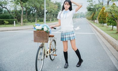 「女女脏臭丝袜窒息脚奴」开启激情挑战！从极限实践中蜕变的真挚情感之旅_: 不容小觑的趋势，难道你不想跟随潮流吗？